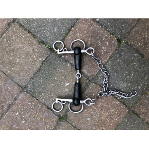 Mors Pelham taille 135