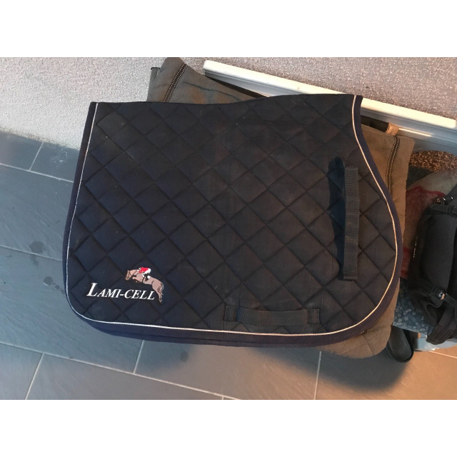 Tapis lamicell bleu foncé