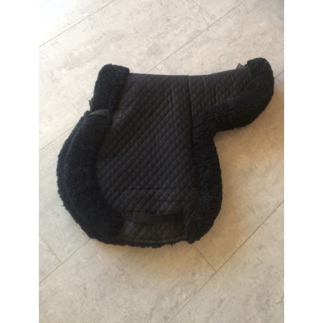 Tapis de selle CSO en mouton véritable