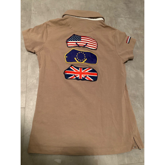 polo beige drapeaux