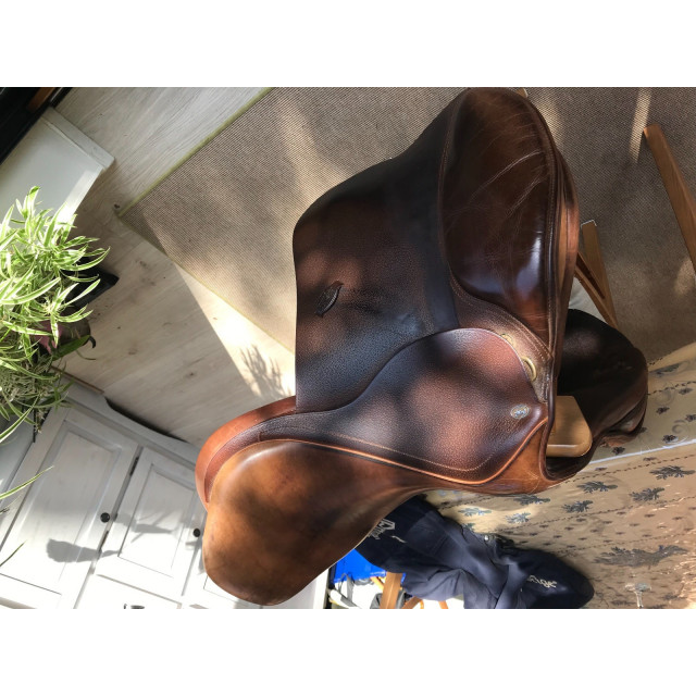 Selle mixte Éric Thomas cuir havane 17,5p