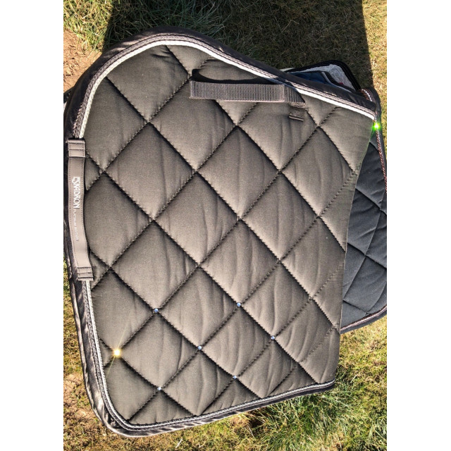 Sublime Tapis Eskadron Platinum Marron glacé Strass