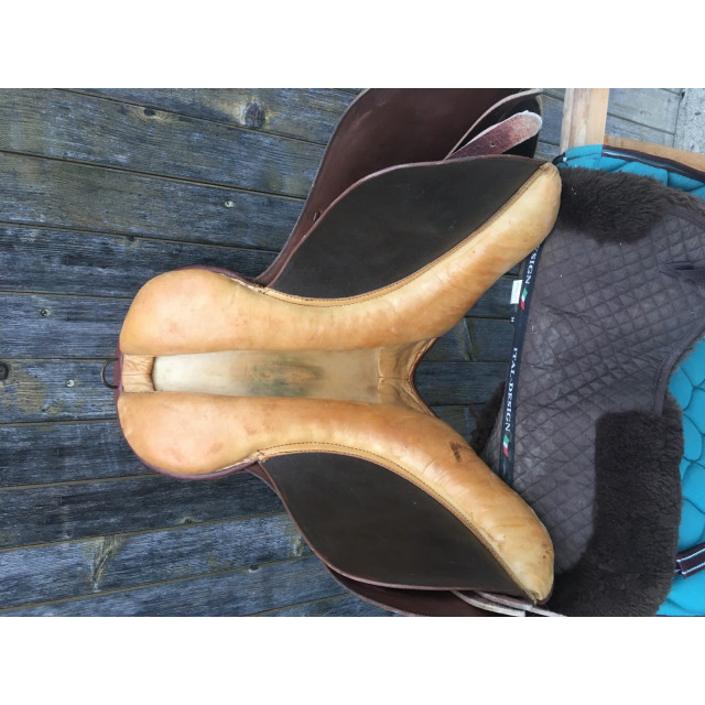 Selle en cuir