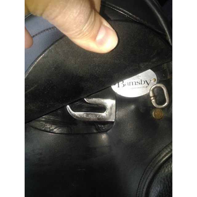 Selle Barnsby mixte 17,5 pouces