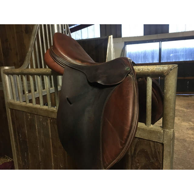 Selle d’obstacle Henri de Rivel 17,5 pouce