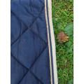 Tapis bleu marine