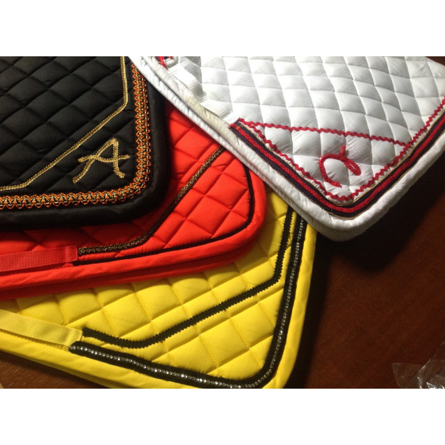 Tapis personnalisés neufs
