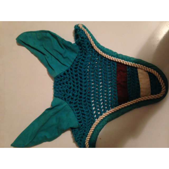 tapis et bonnet bleu équithème