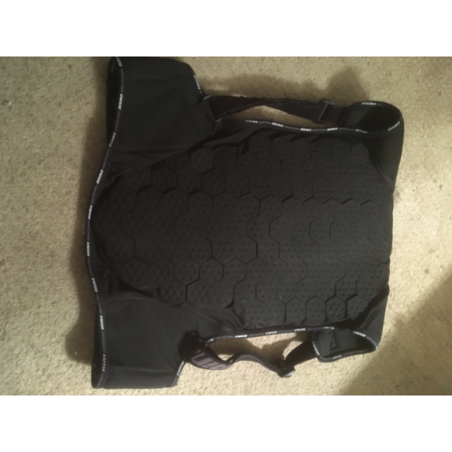 protection dorsale noire Dainese taille S