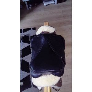 Selle mixte 17.5 pouces en cuir noir