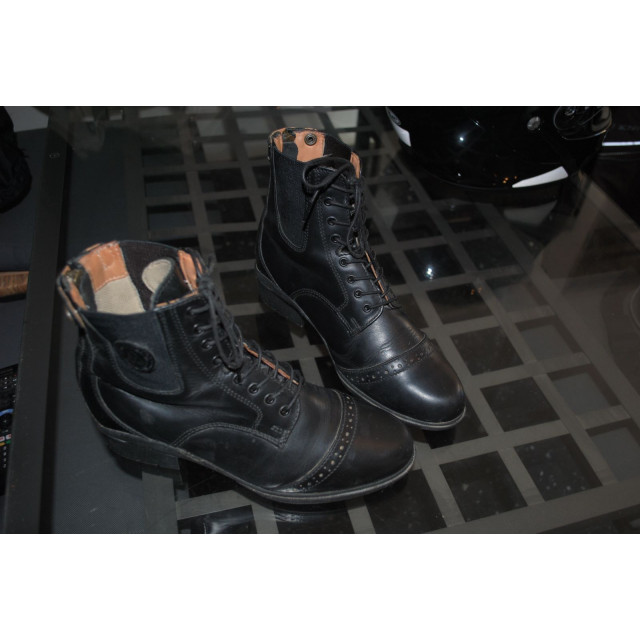 Boots d'équitation Lacets et Zip "Aurora" Mountain Horse Taille 39 comme neuves