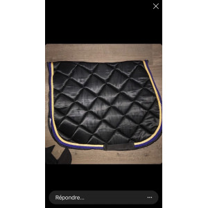 Ensemble Alexandra Ledermann