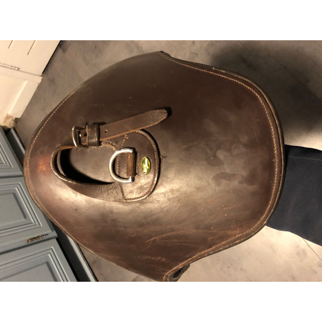 bavette cuir marron