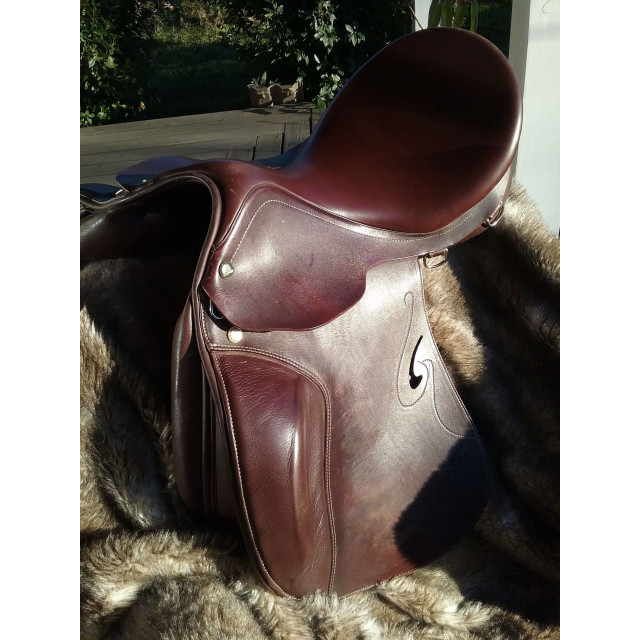 SELLE DE DRESSAGE ROMA