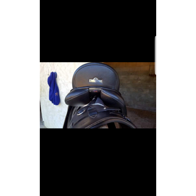 Selle de dressage ISABELLE WERTH