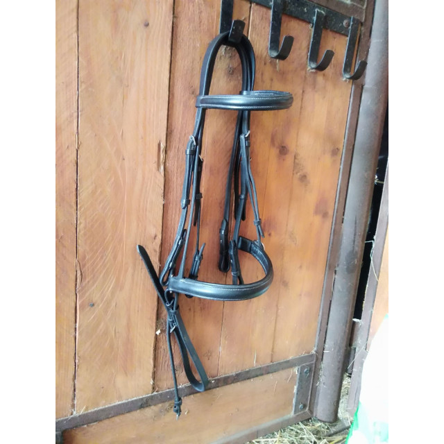 Bride noire fouganza