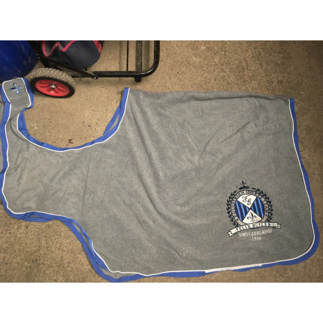 Couvre reins Félix Bühler