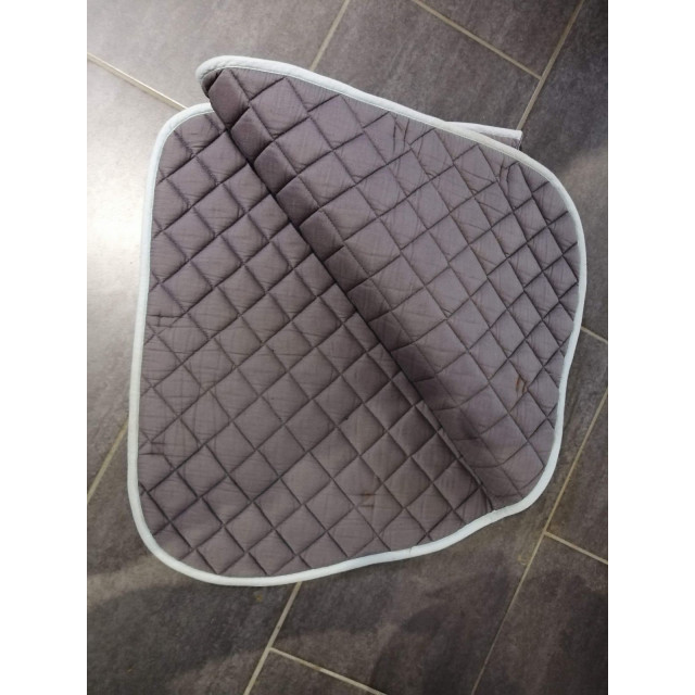 Tapis gris