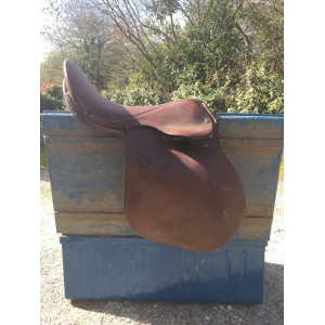 Selle mixte en cuir havane (16")