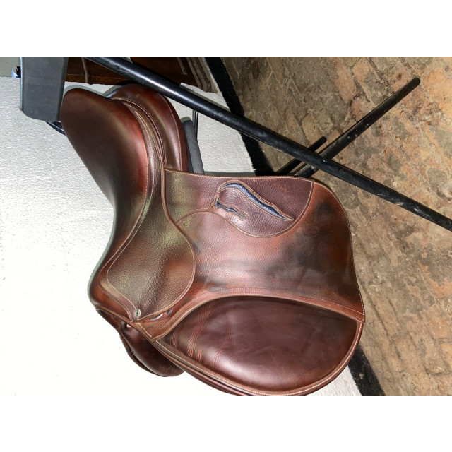 Selle Antares connexion