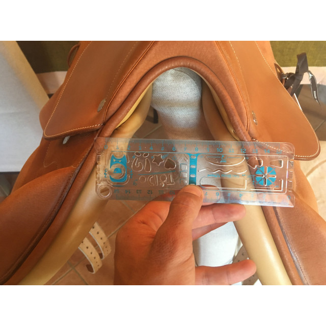 Selle Hermes cross neuve  17.5 pouce