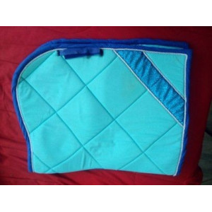 tapis bleu pailleté