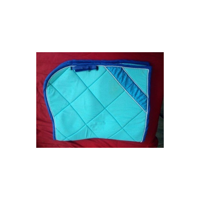 tapis bleu pailleté