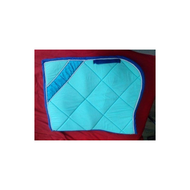 tapis bleu pailleté