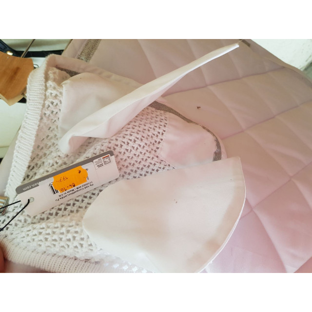 Tapis dressage blanc et bonnet