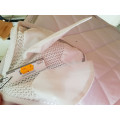 Tapis dressage blanc et bonnet