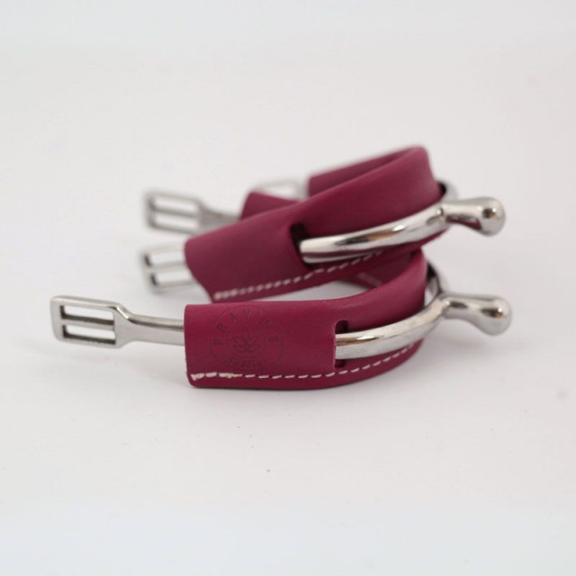 Protèges éperons en cuir