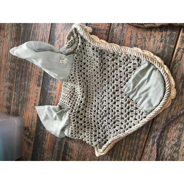 bonnet