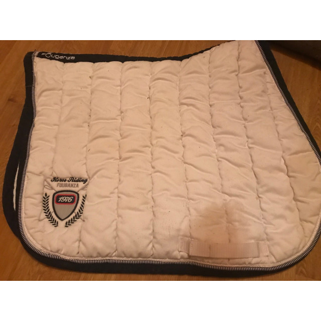 Tapis fouganza