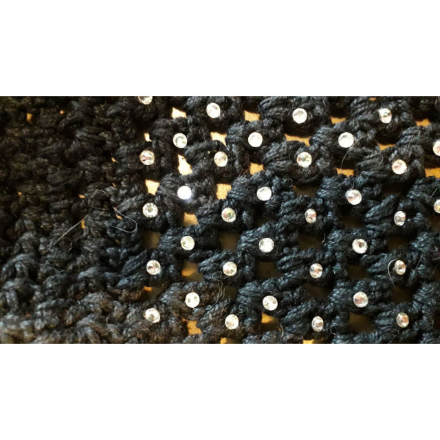 Bonnet noir taille poney
