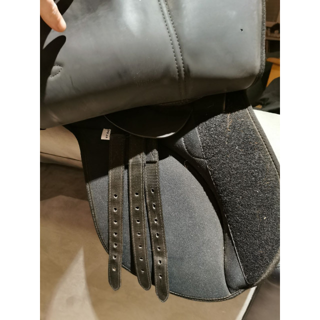 Selle mixte synthétique