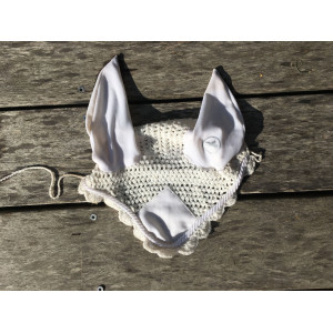 Ensemble tapis + bonnet blanc