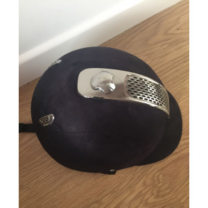 Casque d’equitation noir