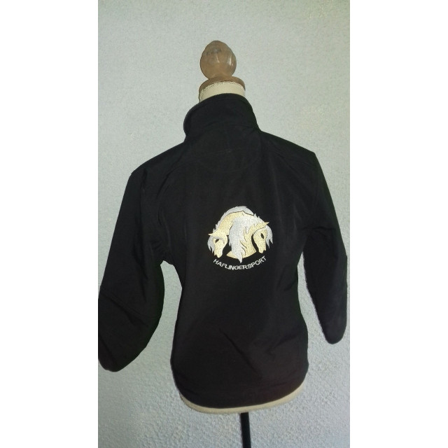 Veste noire avec des haflingers en 10 ans