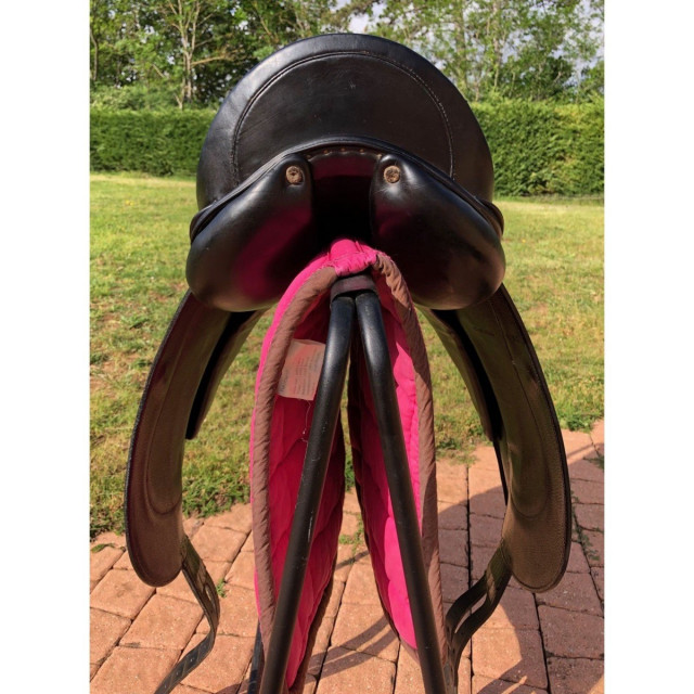 Selle dressage Forestier 17 pouces