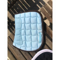 Tapis avec amortisseur intégré
