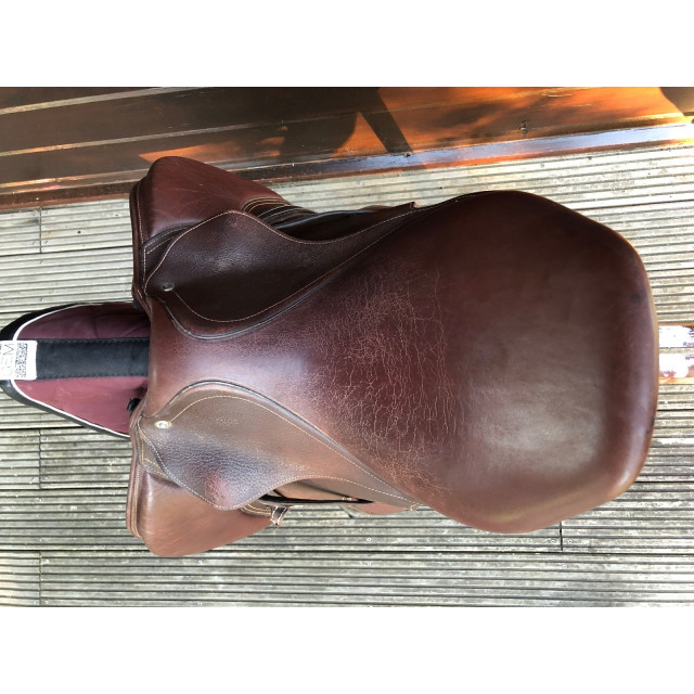 Selle fouganza équipée