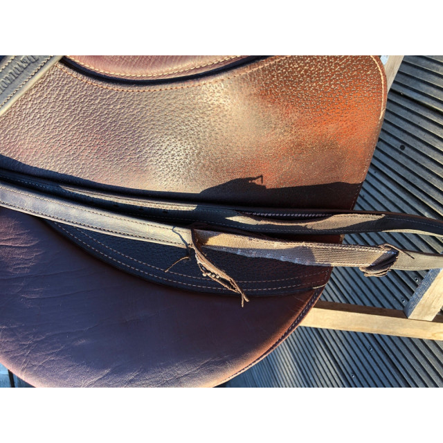 Selle fouganza équipée