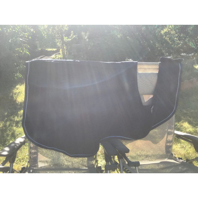 couvre-reins Felix Buhler