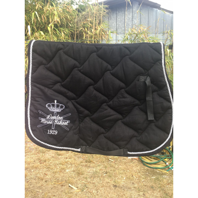 Tapis noir Sierrra