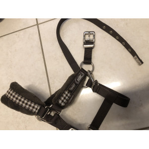 Licol fouganza marron peau de mouton