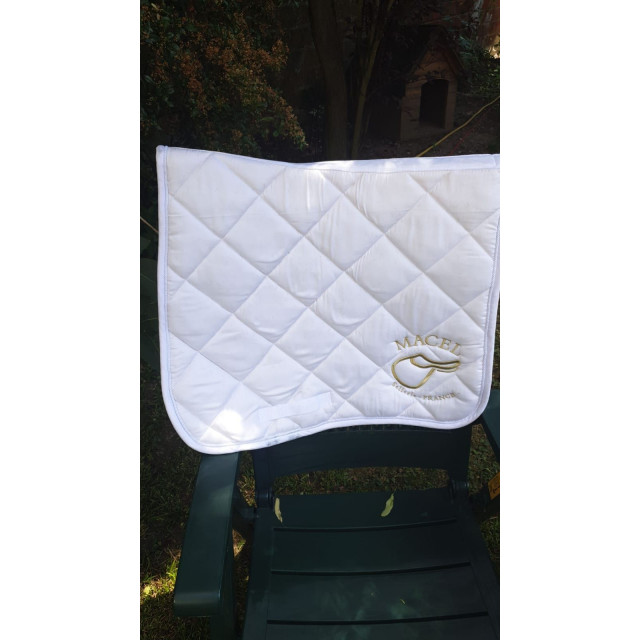 Tapis blanc dressage macel