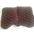 Tapis marron et bleu ciel