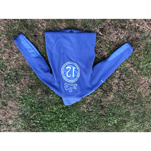 Polaire bleu taille 8ans