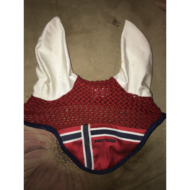 Bonnet rouge