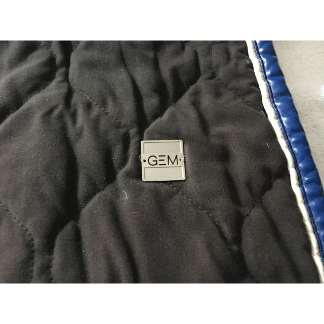 Tapis Gem classique modèle "Jaïs"